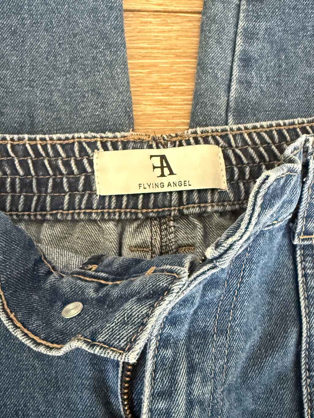 Women's Wide Leg Cargo Pants — image 3 of 7